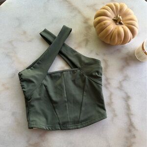 NWOT The Giving Movement cross neckline activewear tank top